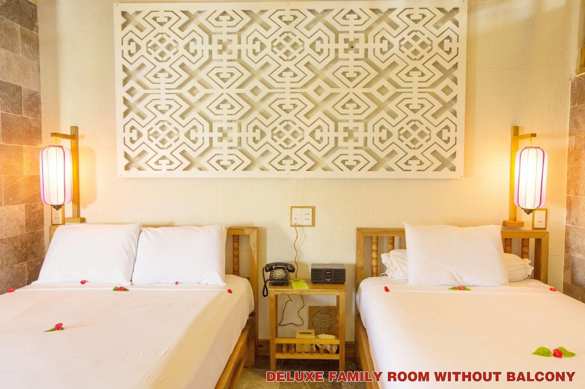 Hoi An Pho Library Hotel Exterior photo