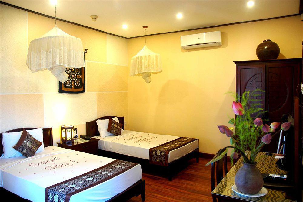 Hoi An Pho Library Hotel Exterior photo